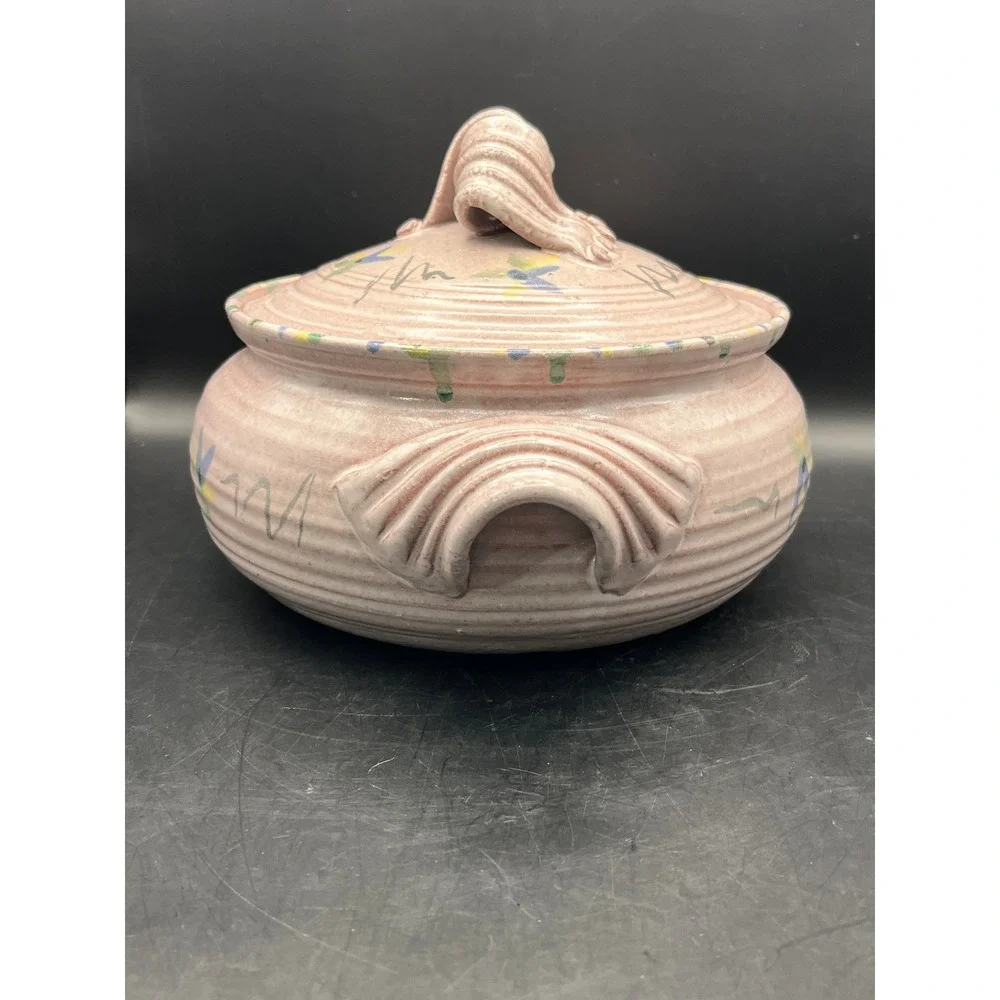 Vtg. Clay Pottery Studio Art Casserole Dish w/‎ Lid Hand Painted 11x9x6